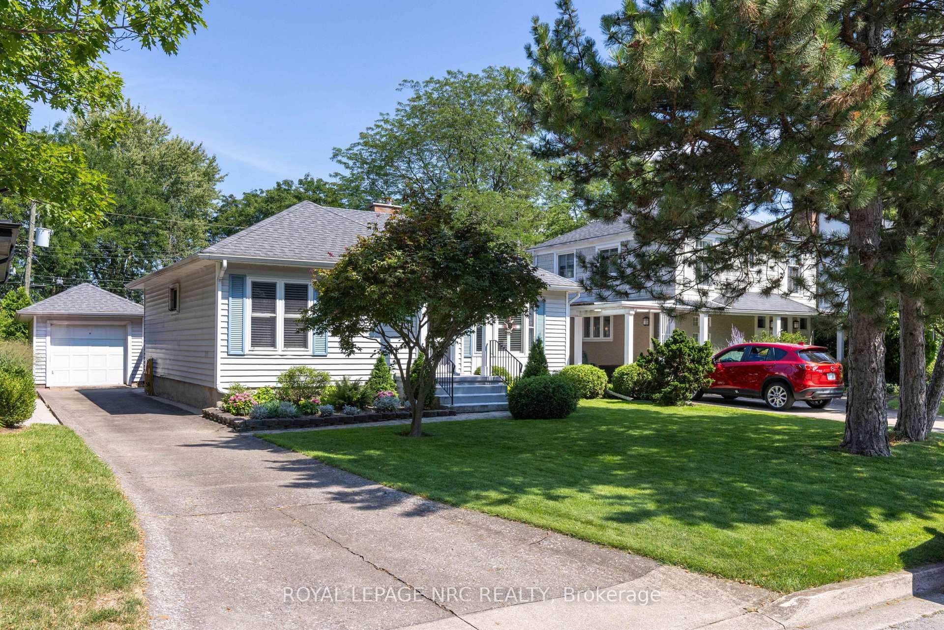 61 HIGHLAND Avenue