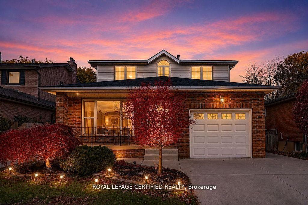 35 Trenholme Crescent