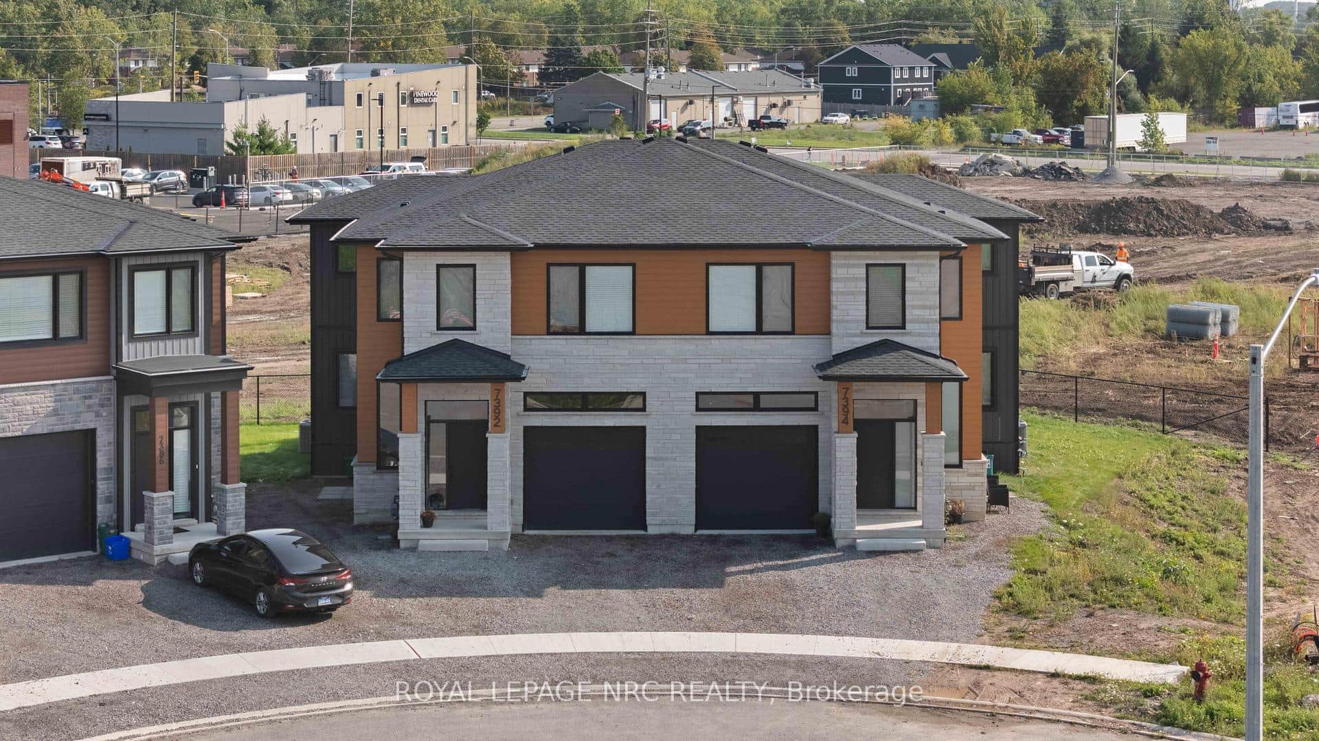 7394 Splendour Drive Unit Lower