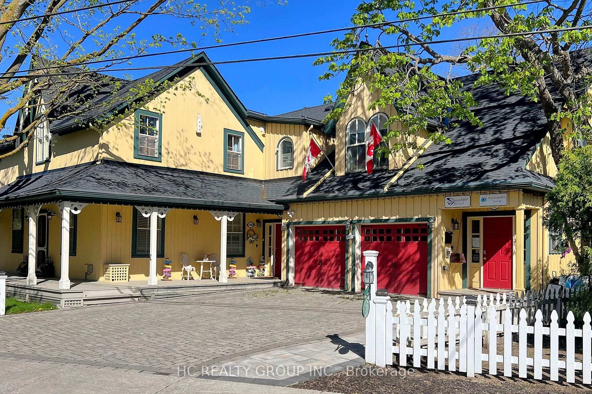 10 Station Lane