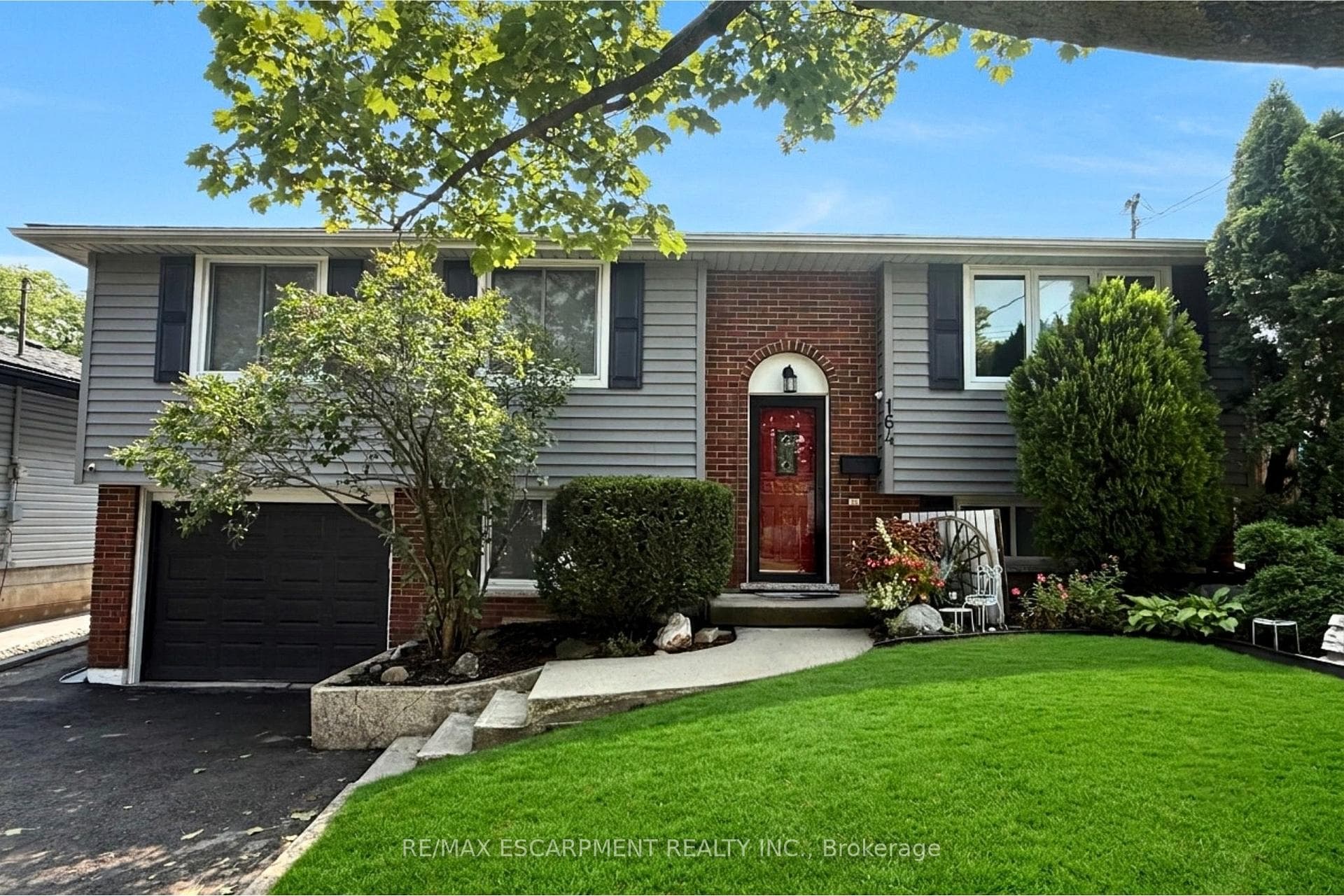 164 Hanover Place