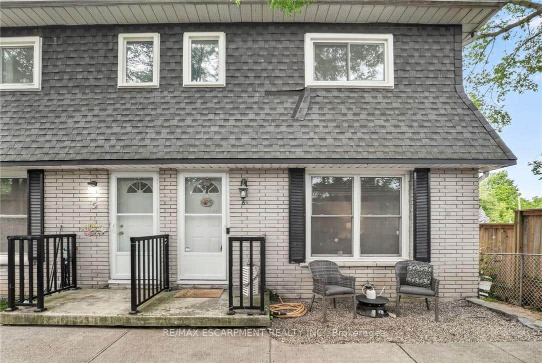156 St Catharines Street Unit 6