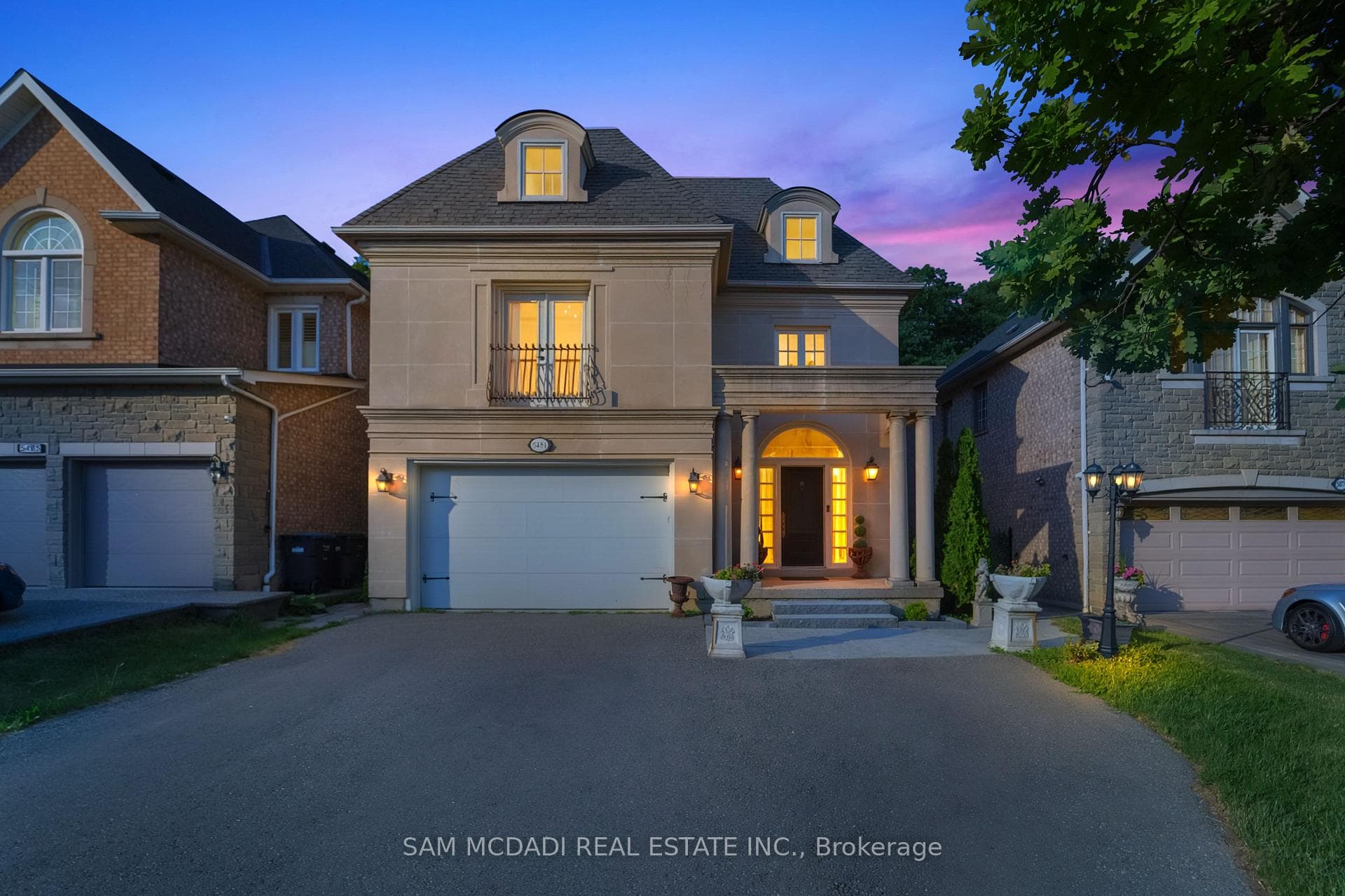 5481 Middleport Crescent
