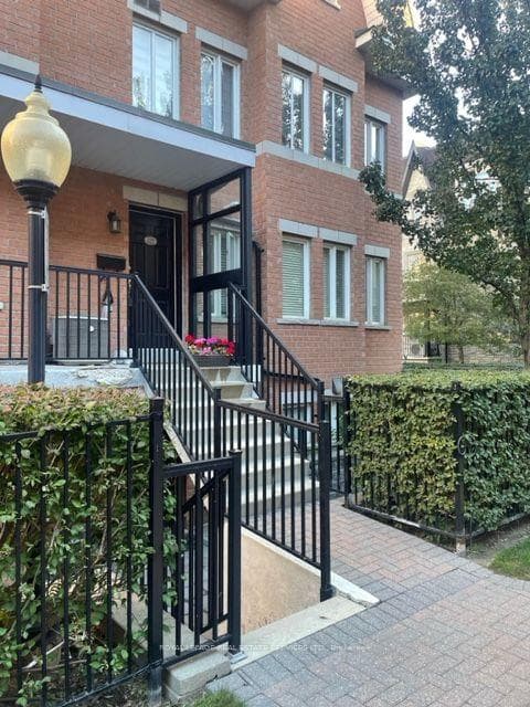 312 John Street Unit 359