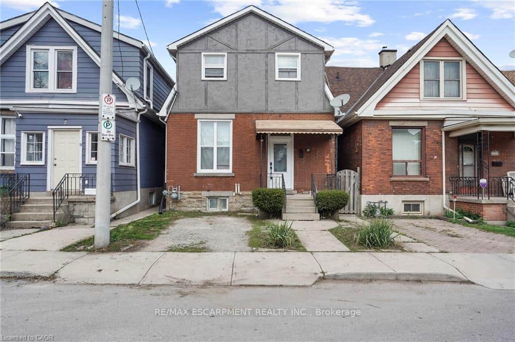 11 Wright Avenue