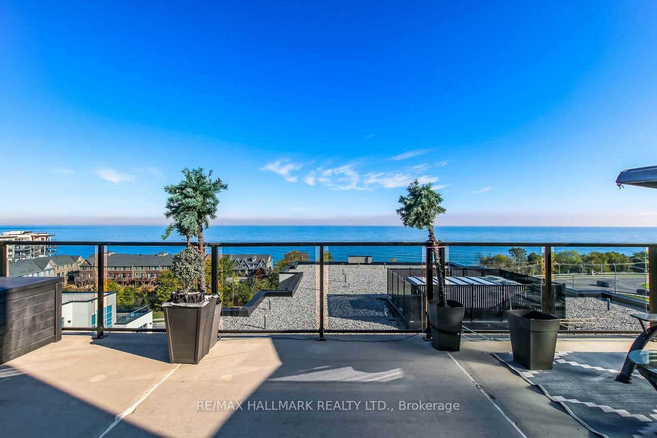 16 Concord Place Unit 807