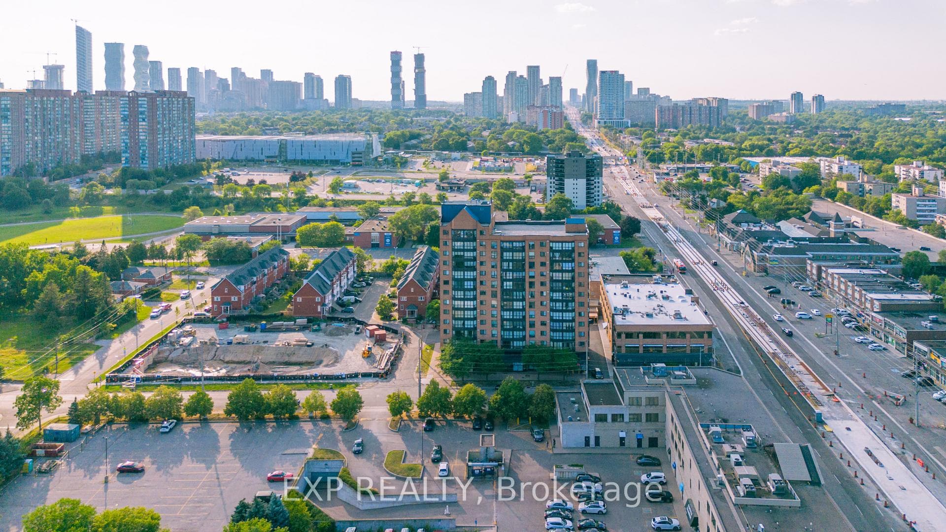 25 Agnes Street Unit 202