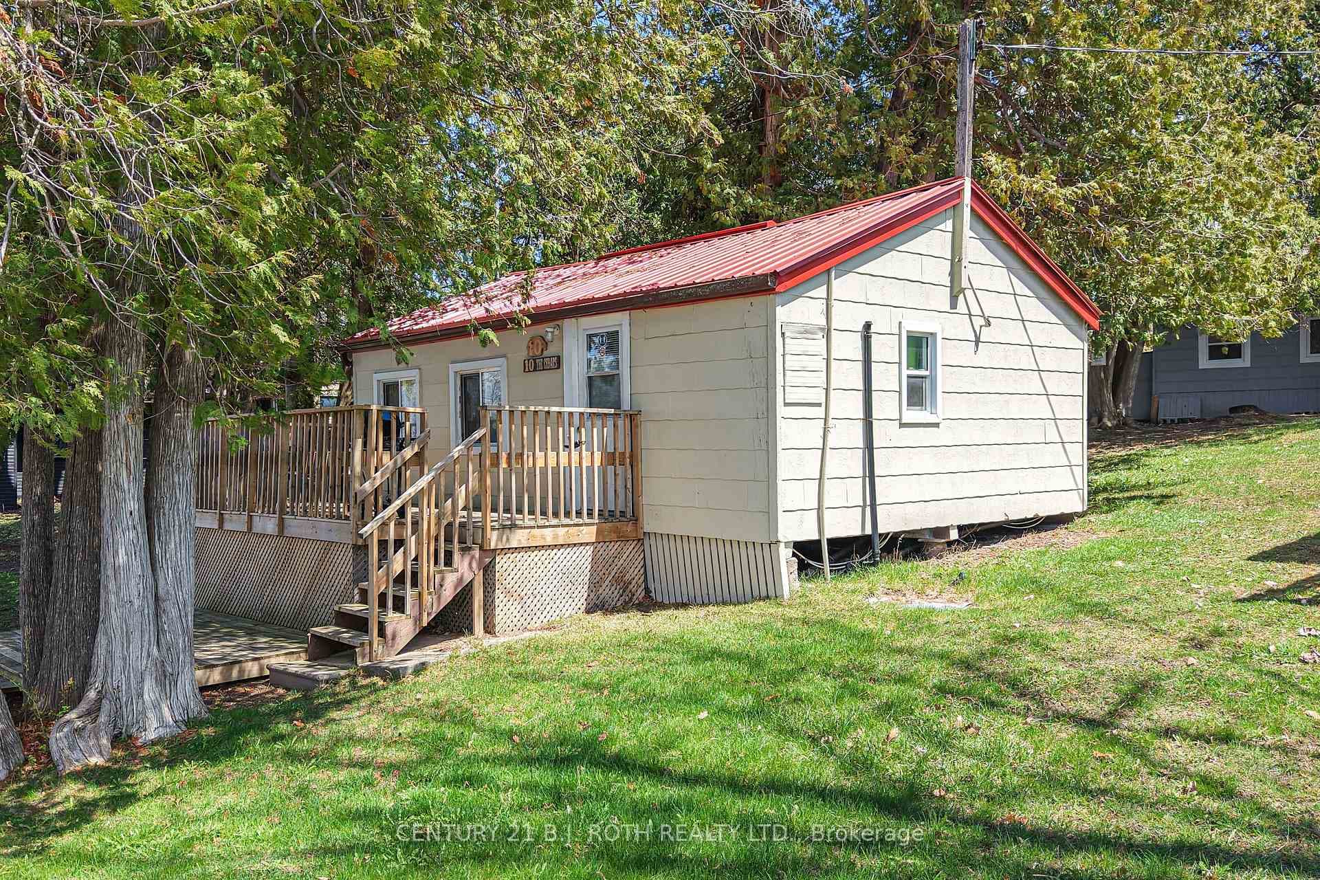 230-232 Lake Dalrymple Road Unit #10
