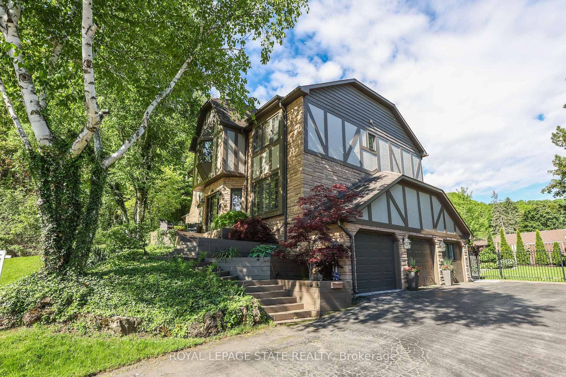 40 Parkwood Road