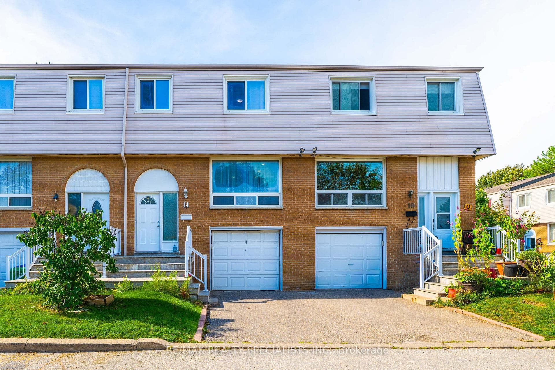 3525 Brandon Gate Drive Unit 11