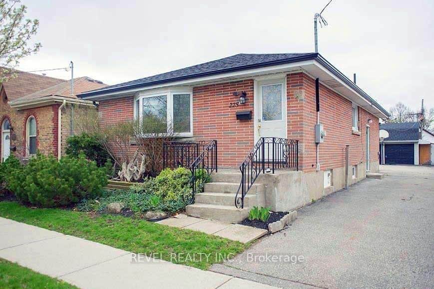 225 Chatham Street Unit MAIN