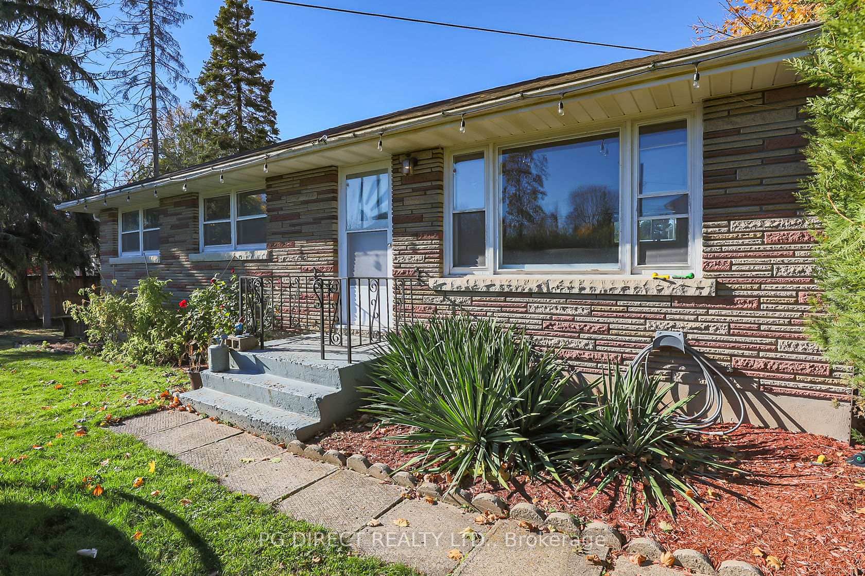 557 Mississagua Street