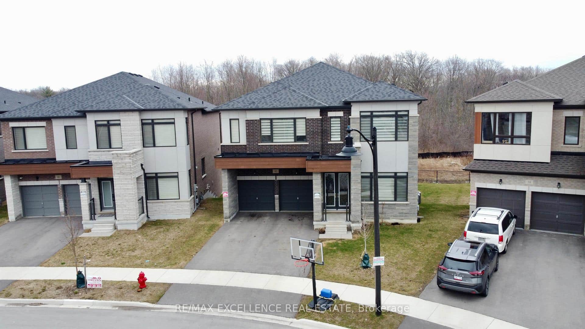 42 Cattail Crescent