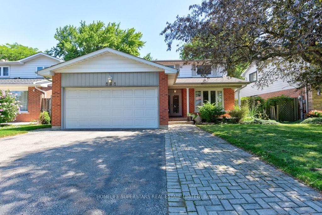 868 Kowal Drive