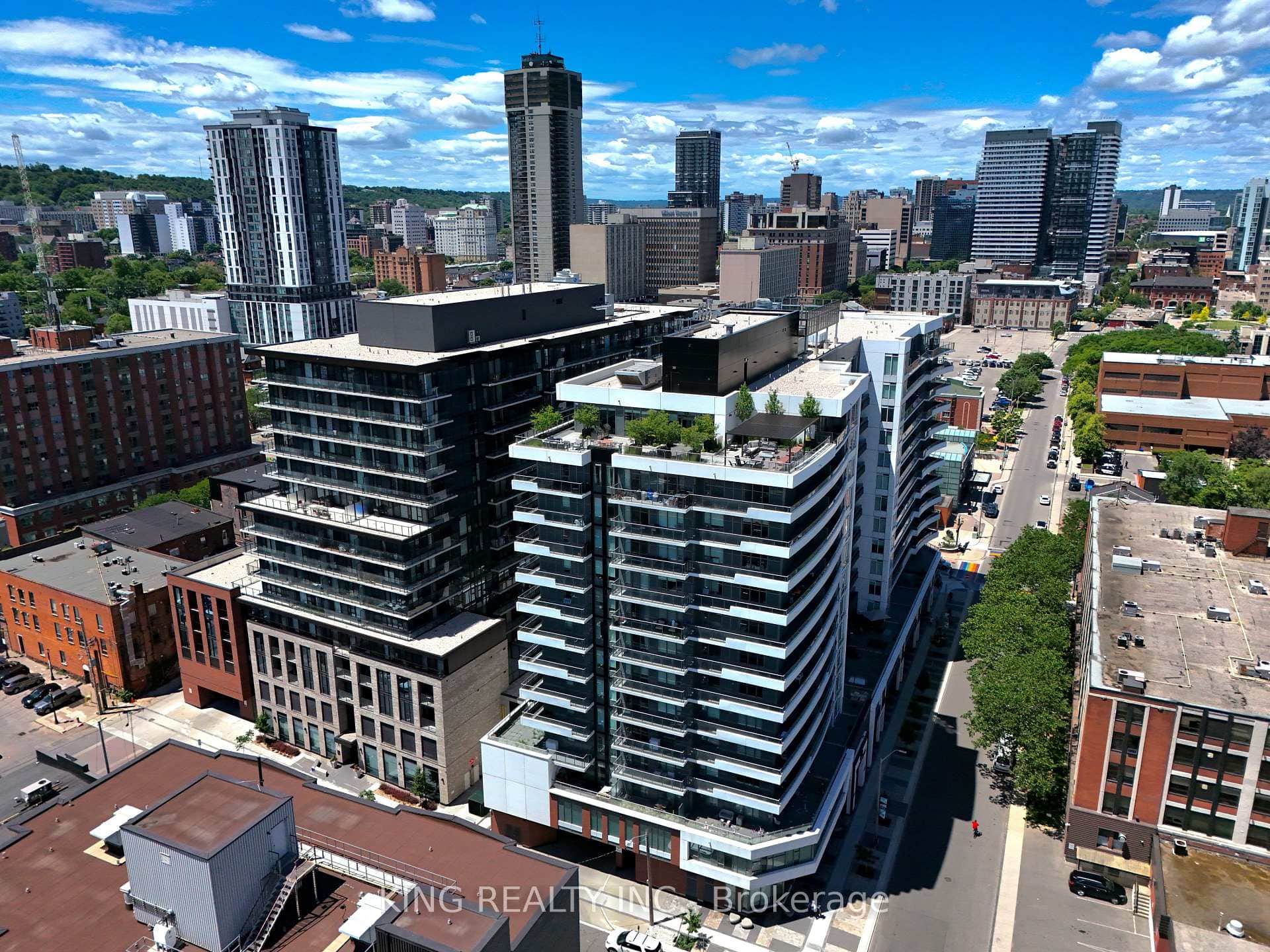 212 King William Street Unit 608