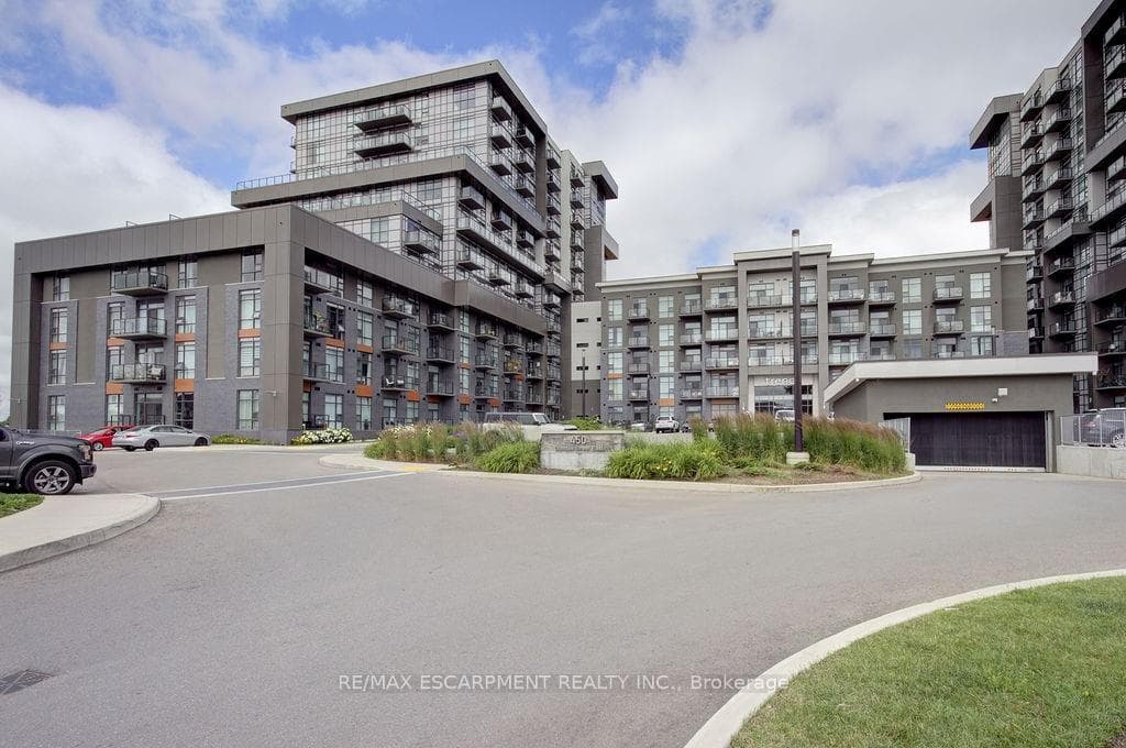450 Dundas Street Unit 110