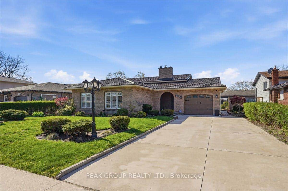 7402 Westfield Drive