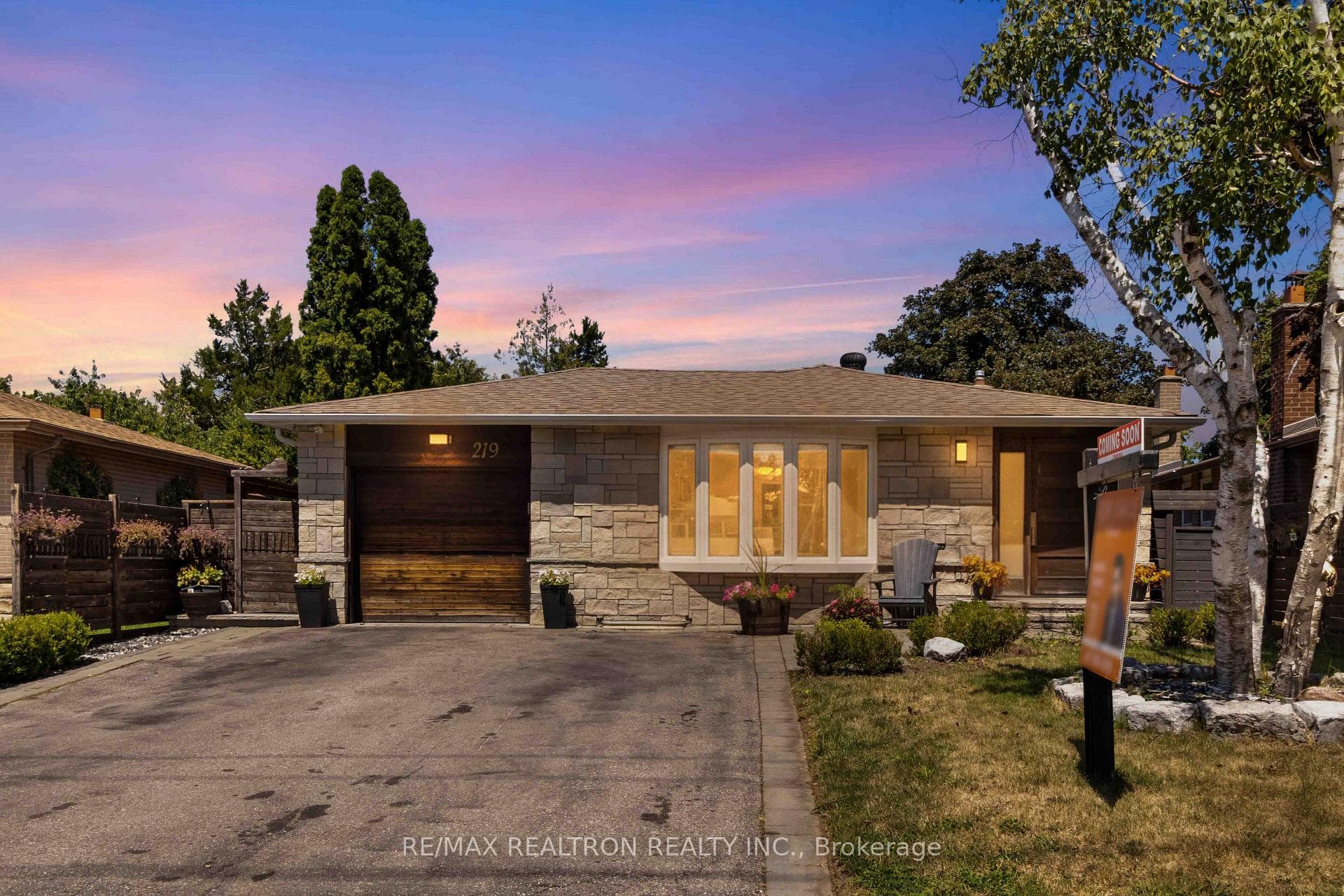 219 Bay Thorn Drive