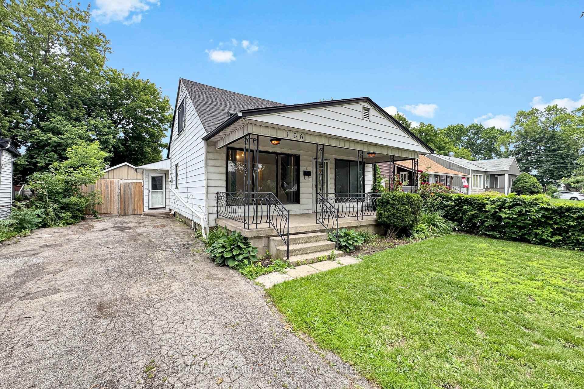 166 Normanhurst Avenue
