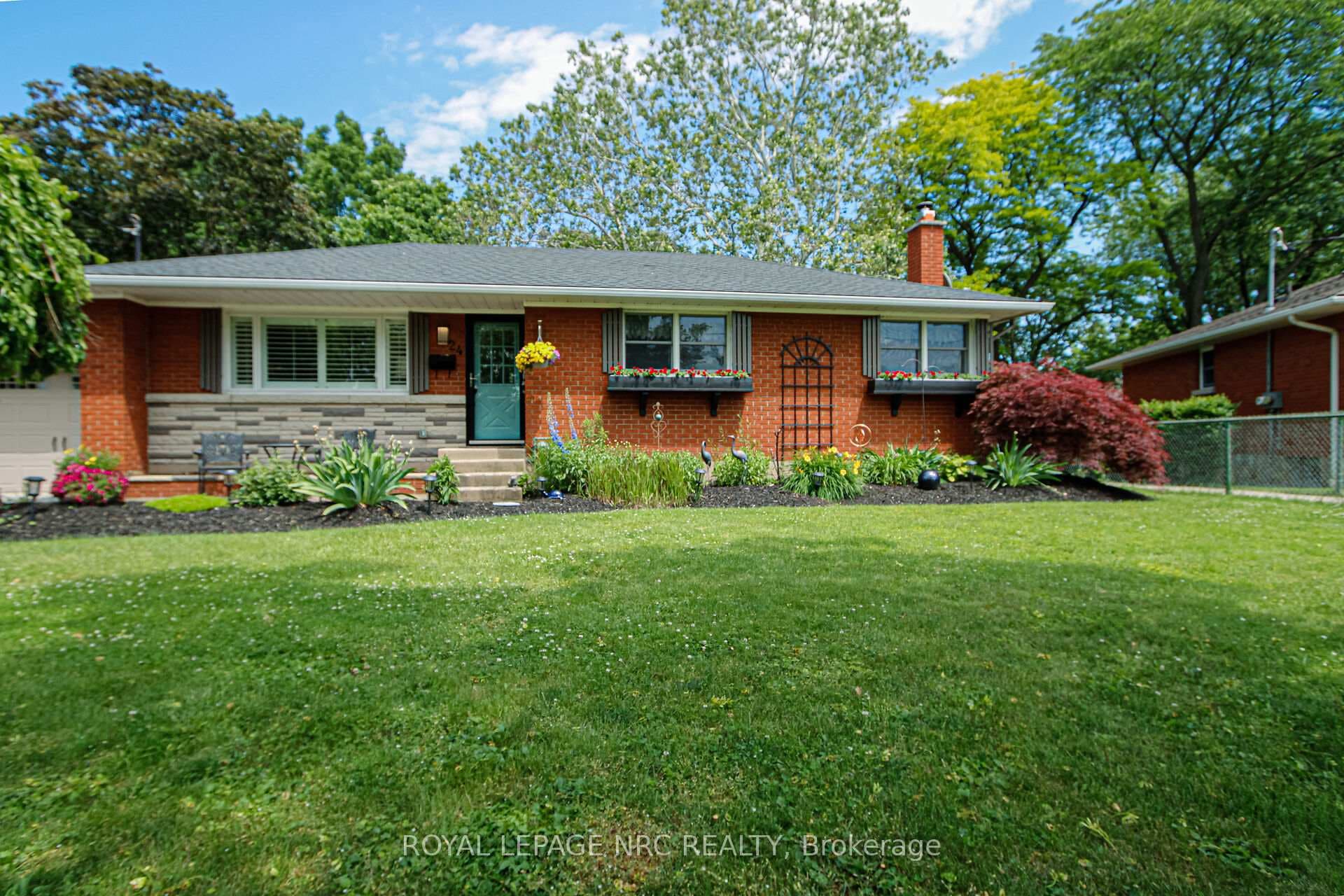 24 Juliana Crescent