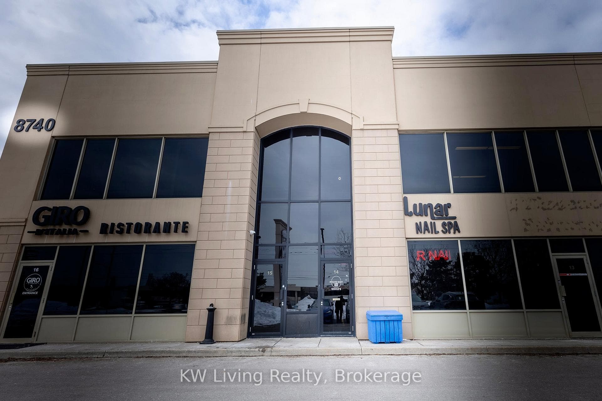 8740 Jane Street Unit 14