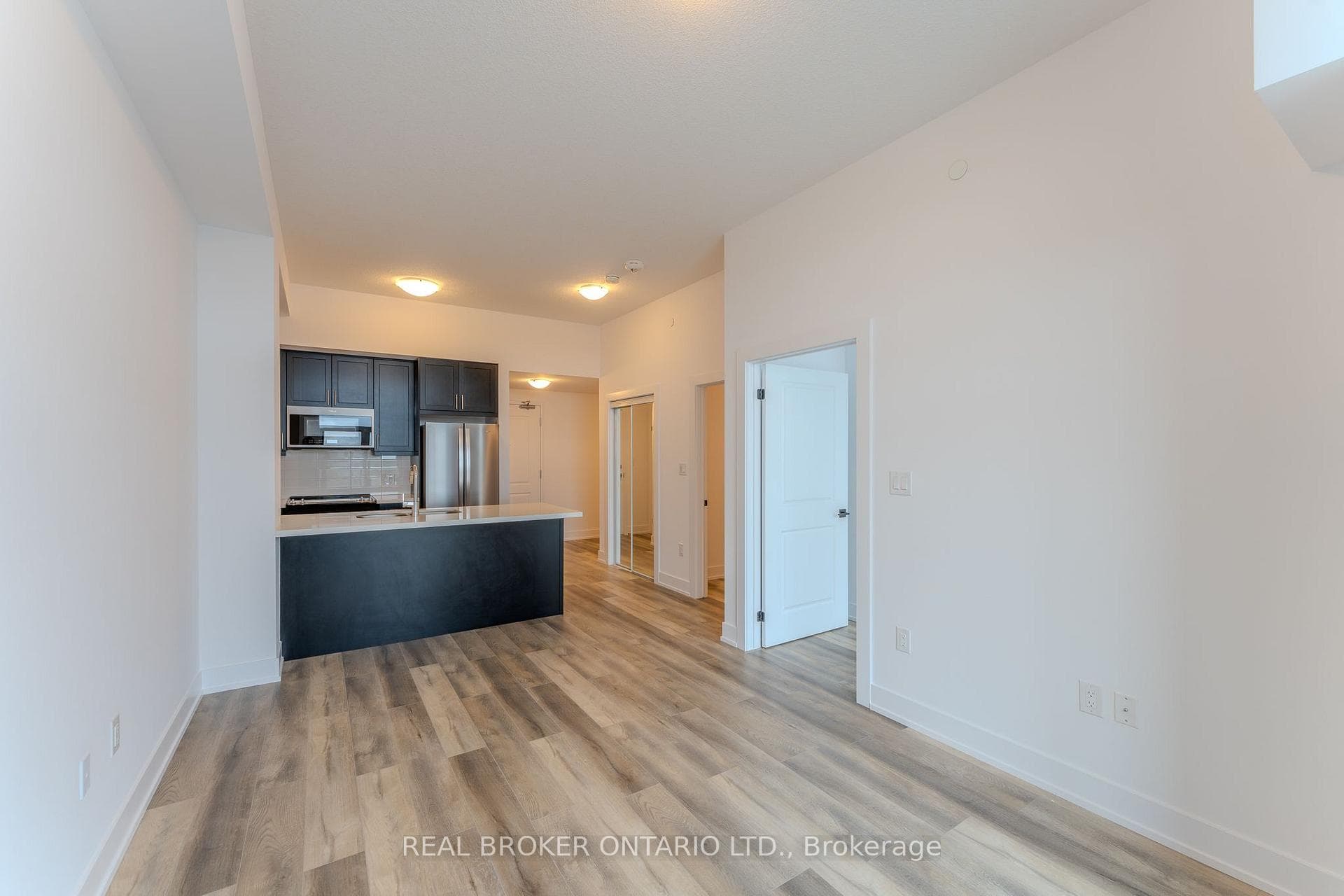 470 Dundas Street Unit 1207