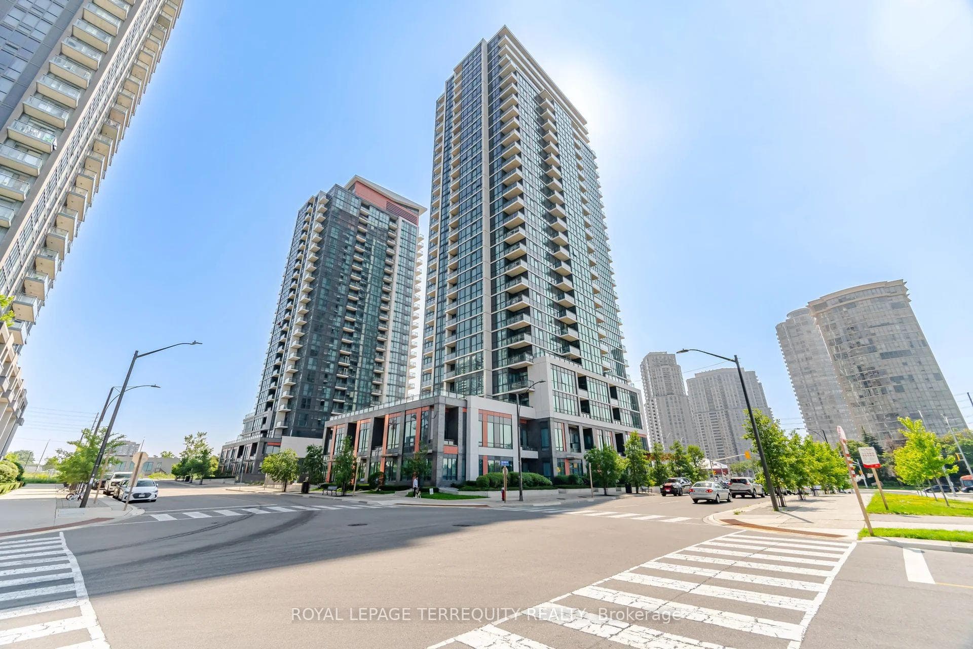 75 Eglinton Avenue Unit 703