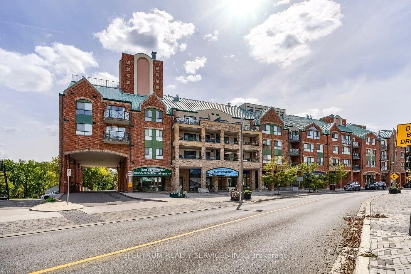 121 Woodbridge Avenue Unit 506