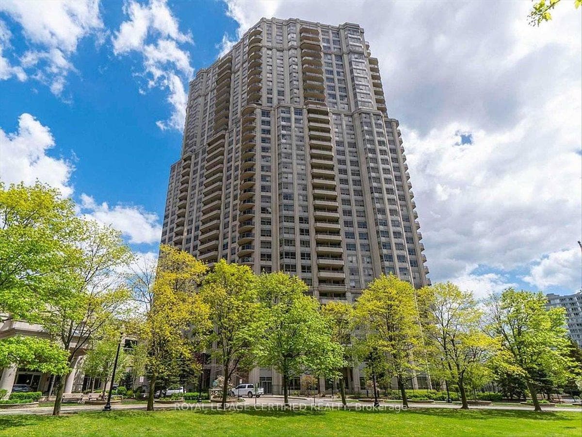 25 Kingsbridge Garden Circle Unit 1118