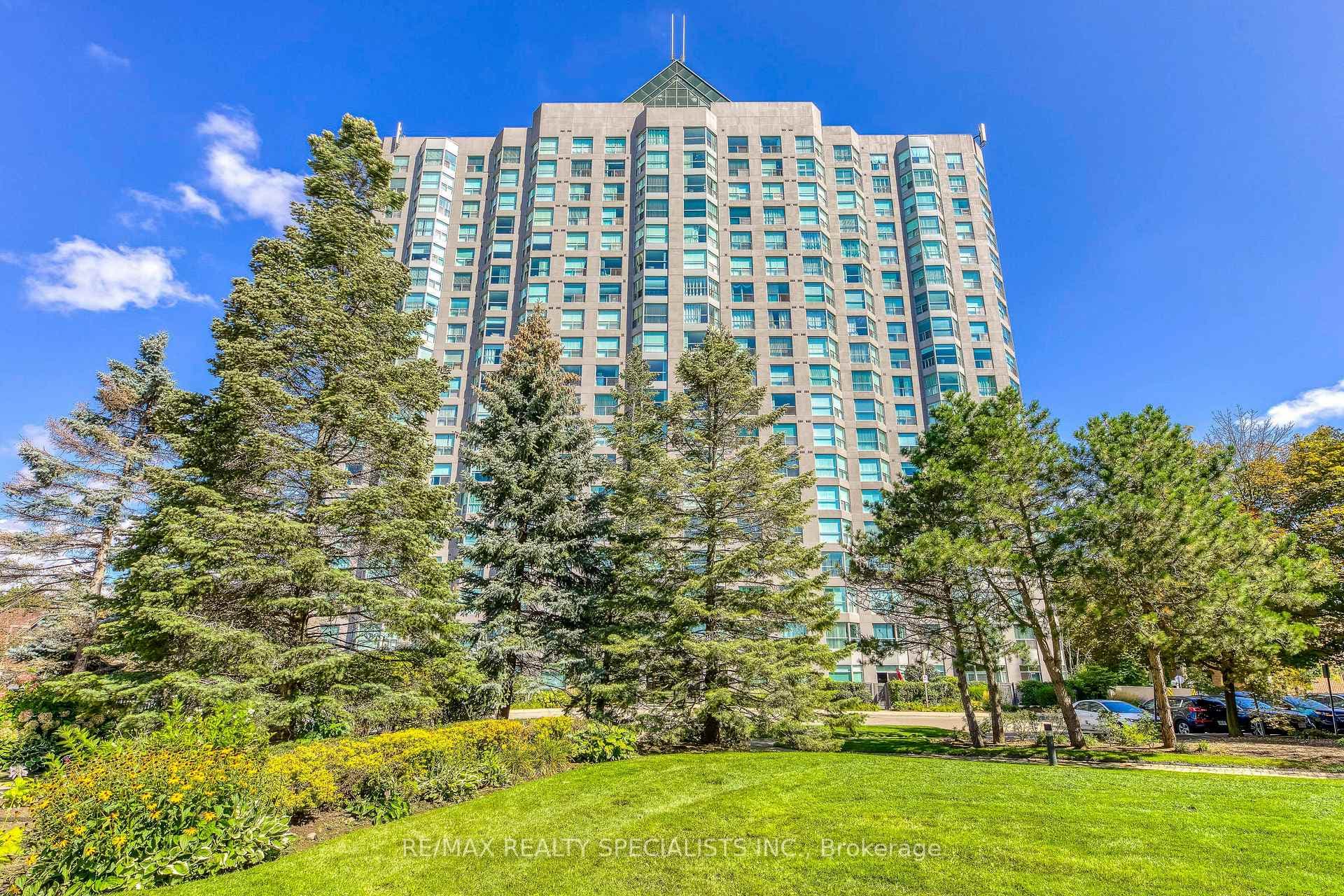 2155 Burnhamthorpe Road Unit 212