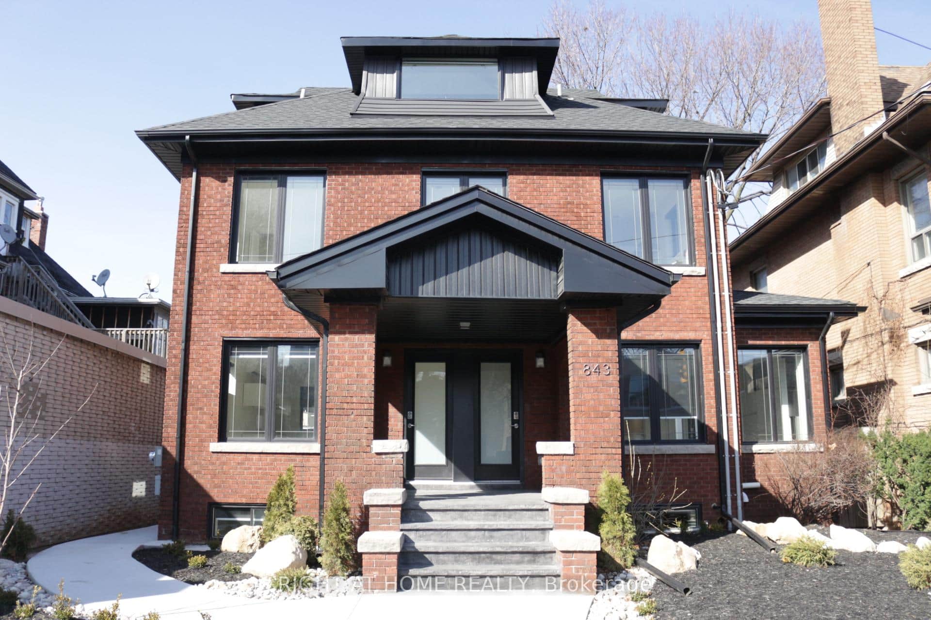 843 Main Street Unit 4