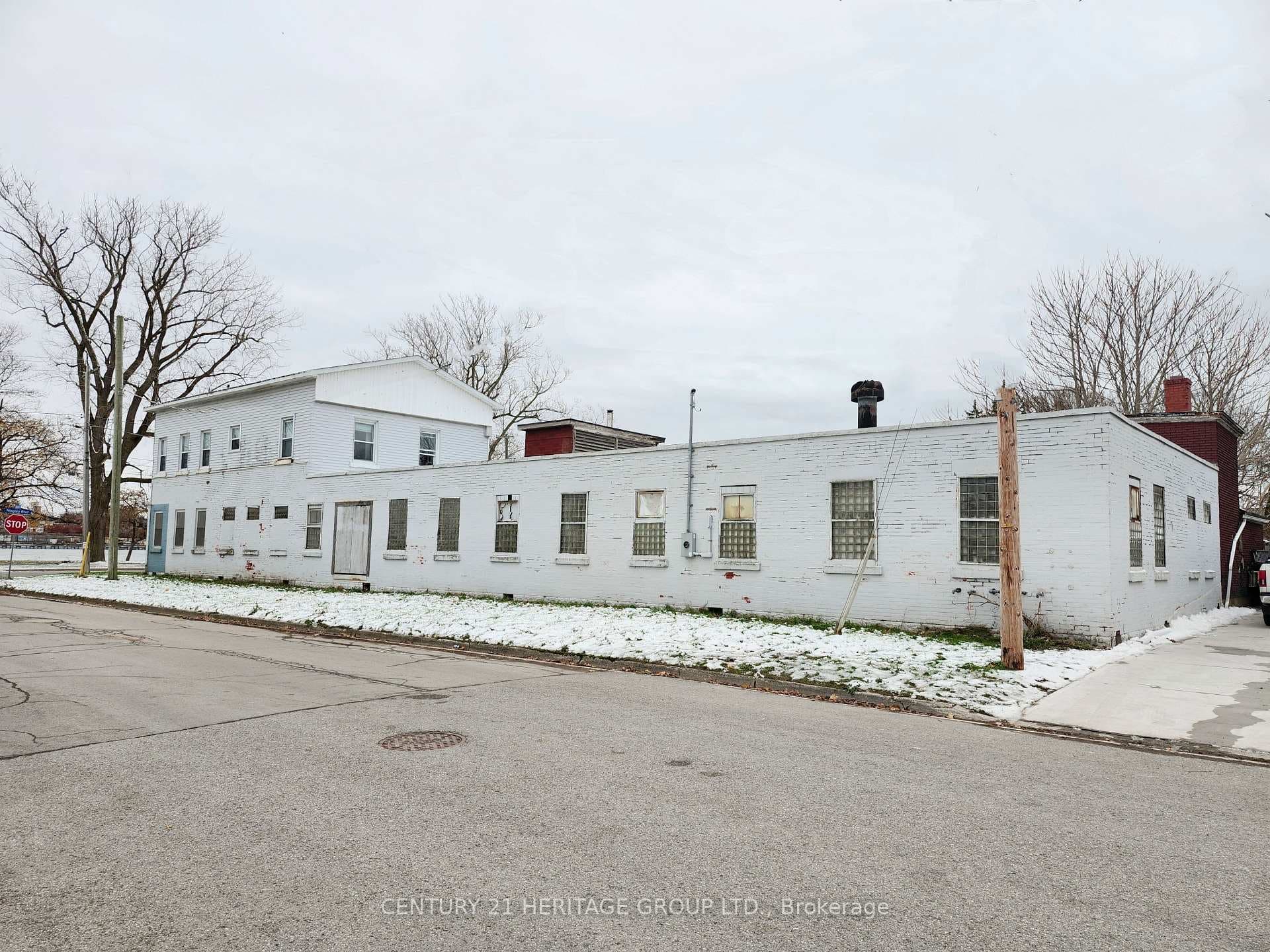 203 Niagara Boulevard