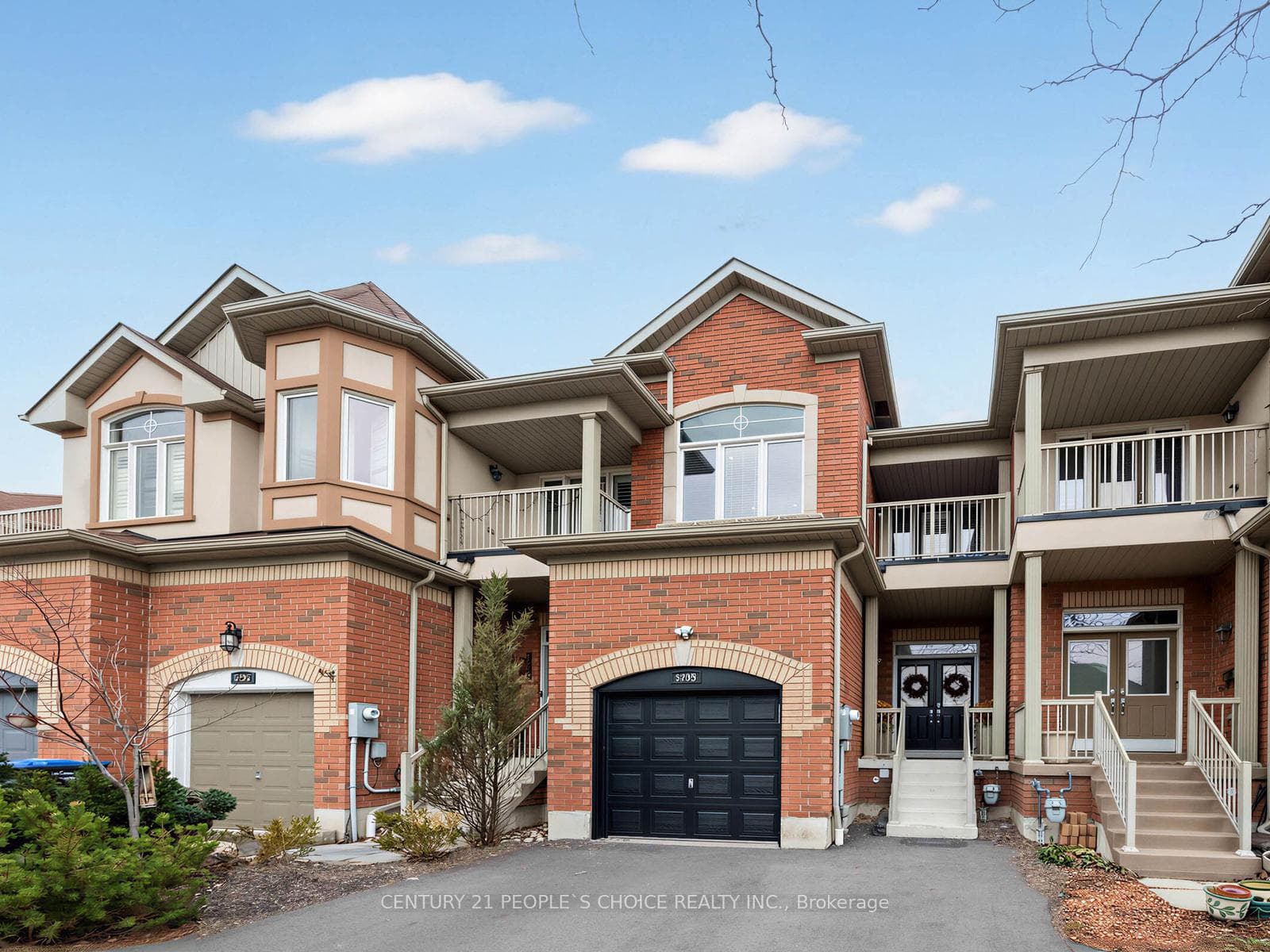 5298 Roadside Way