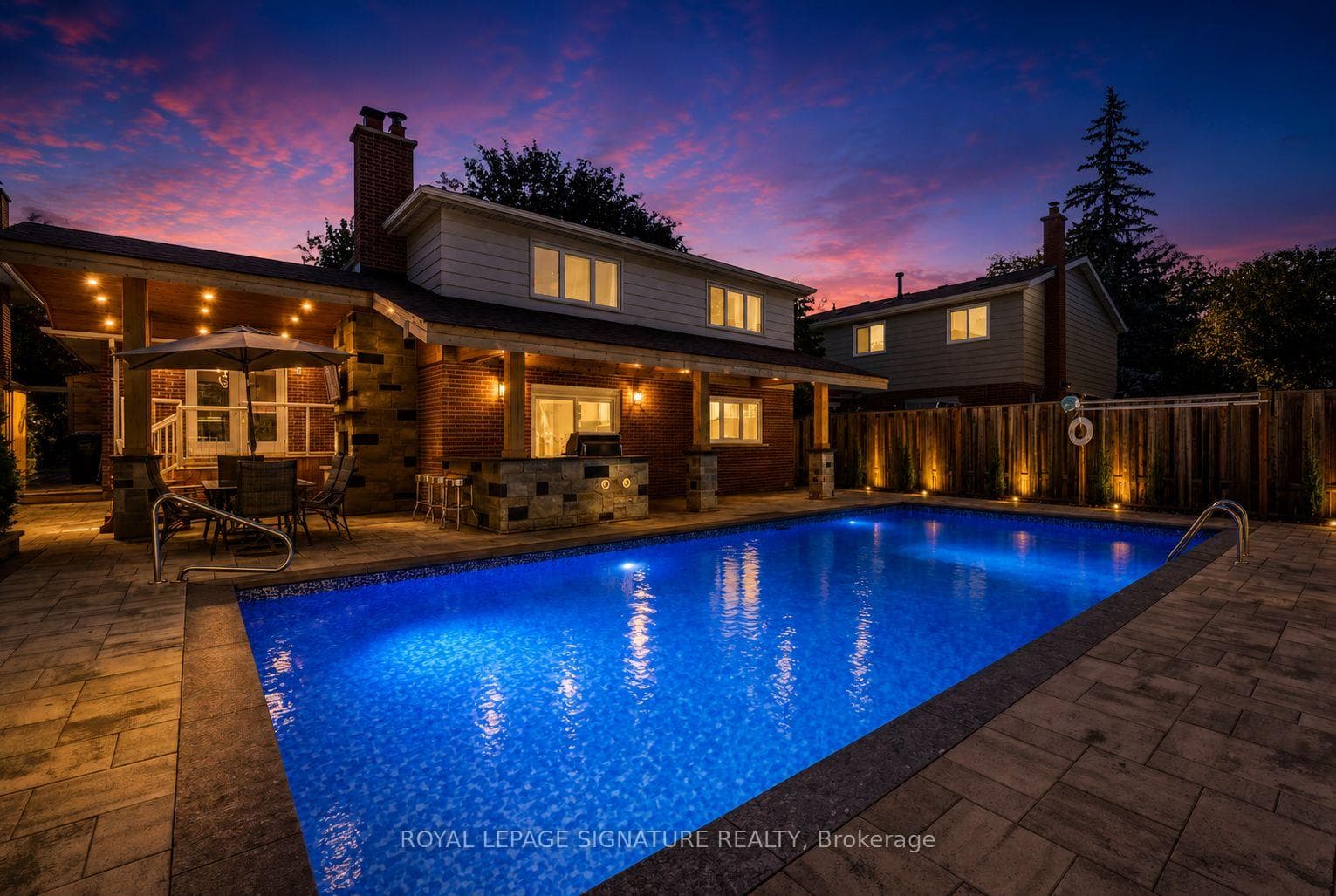 1843 Stonepath Crescent