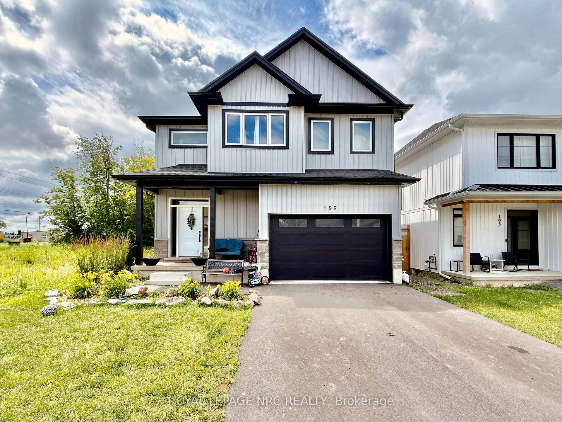196 Hodgkins Avenue
