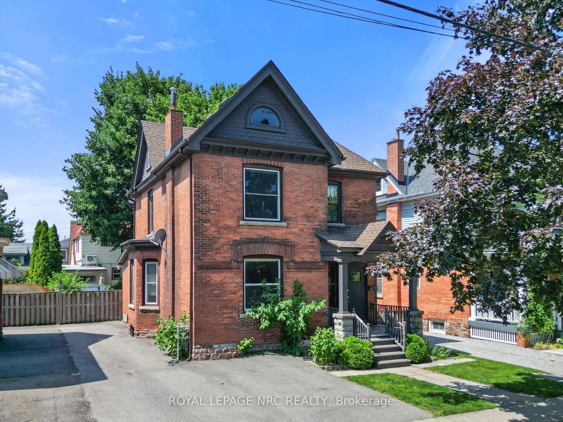 7 Beecher Street