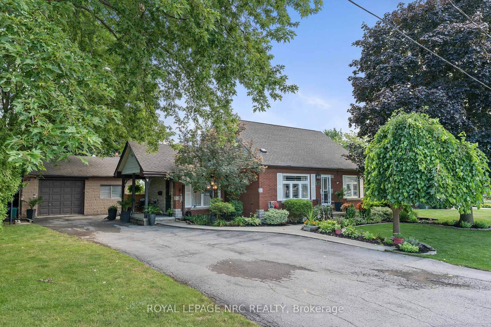 Welcome Home to Ontario Street!