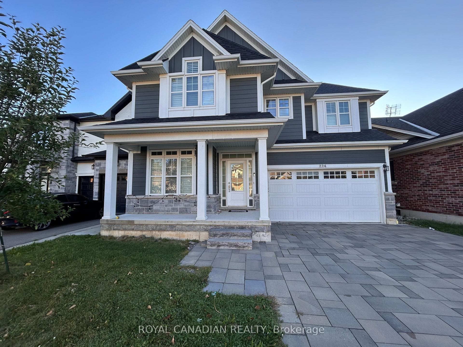 224 Moorland Crescent Unit Upper