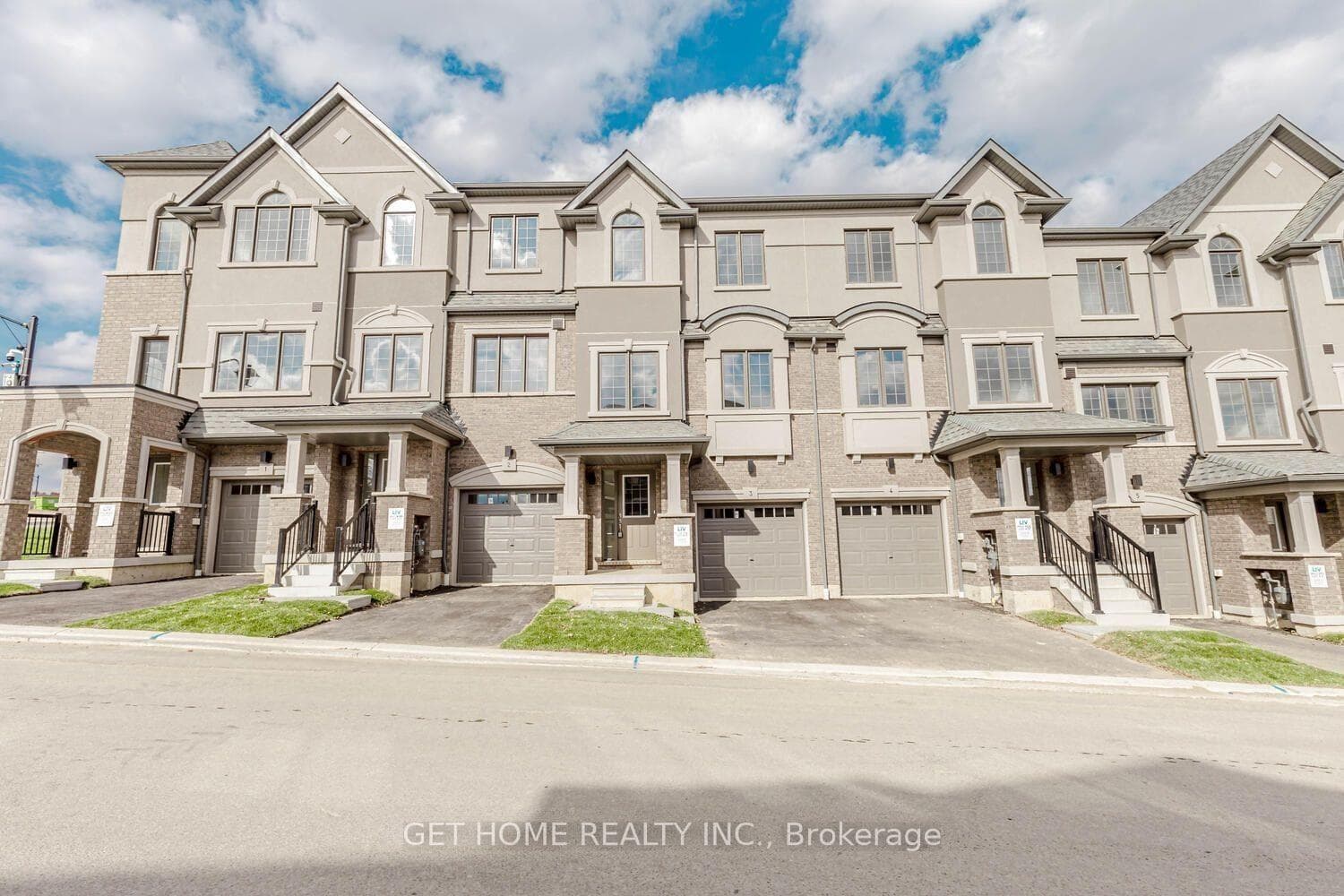 620 COLBORNE Street Unit 3
