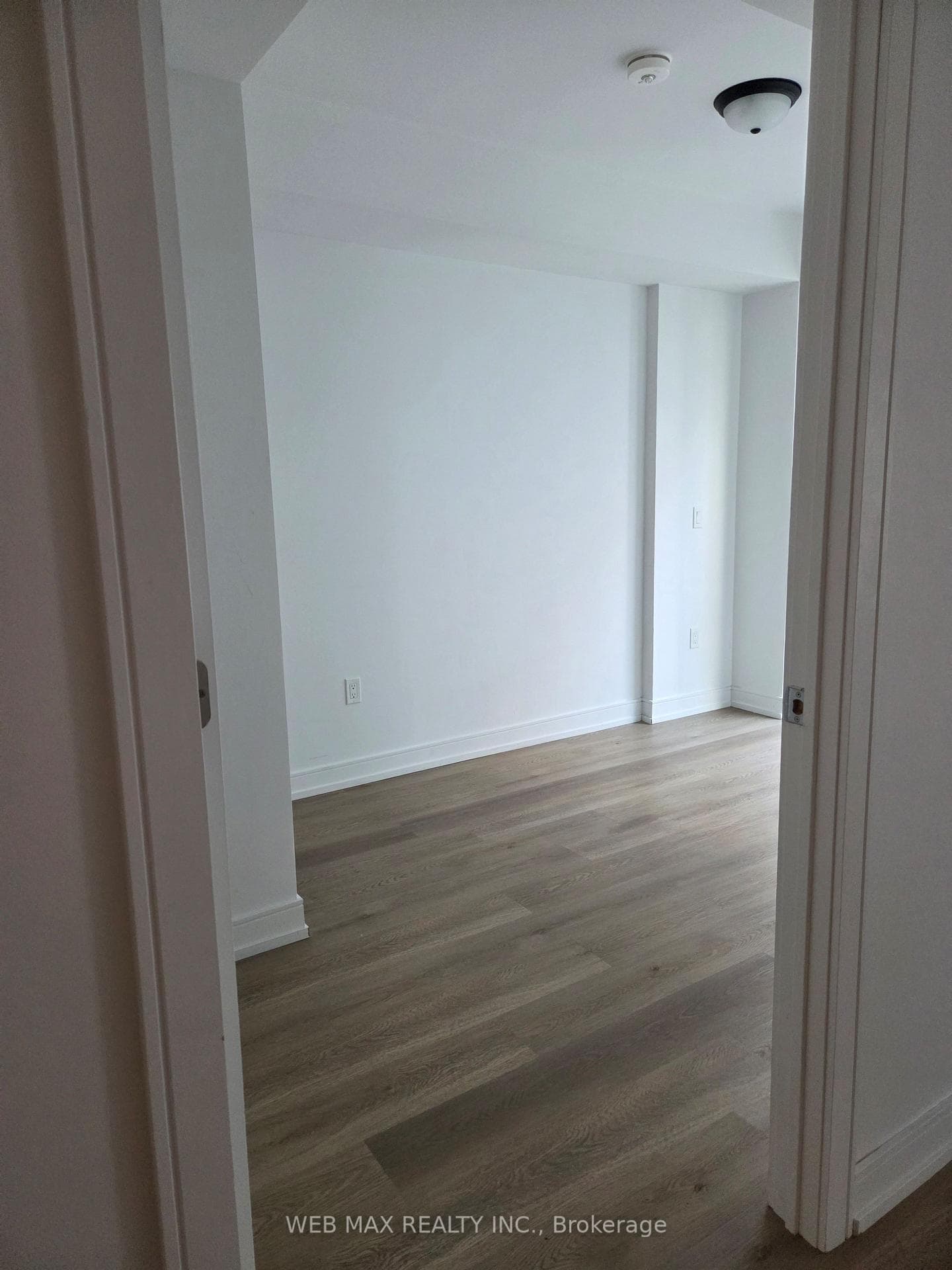 1 Jarvis Street Unit 815