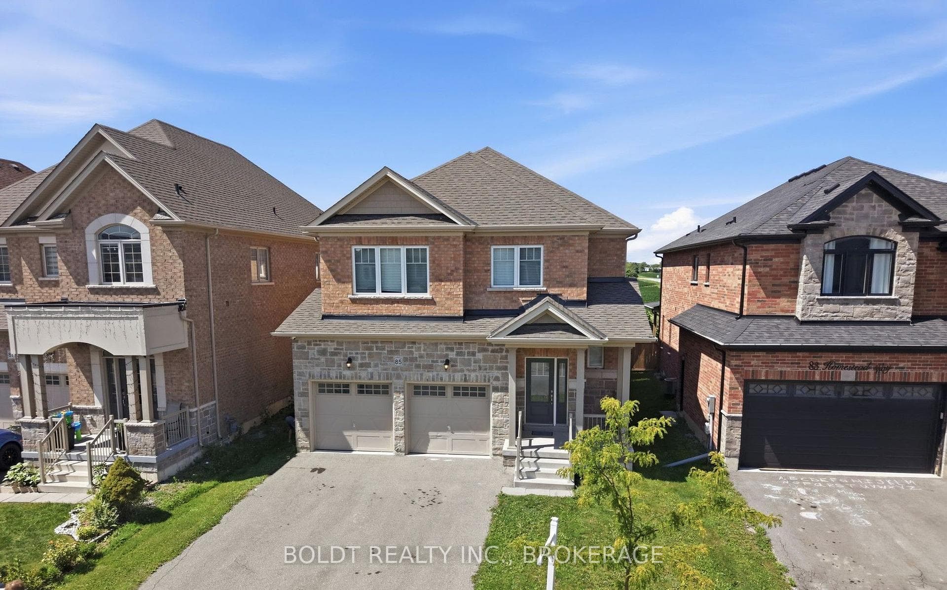 85 Homestead Way
