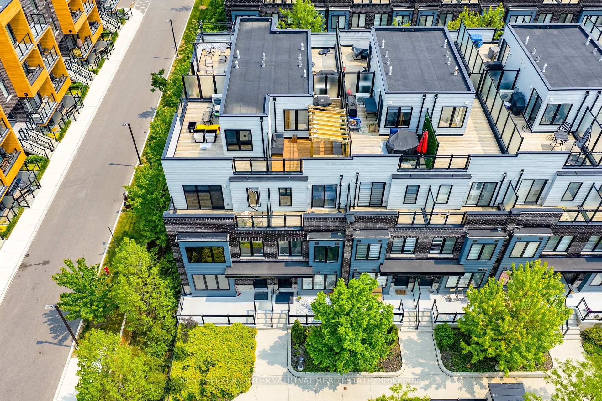 1155 Stroud Lane Unit 2