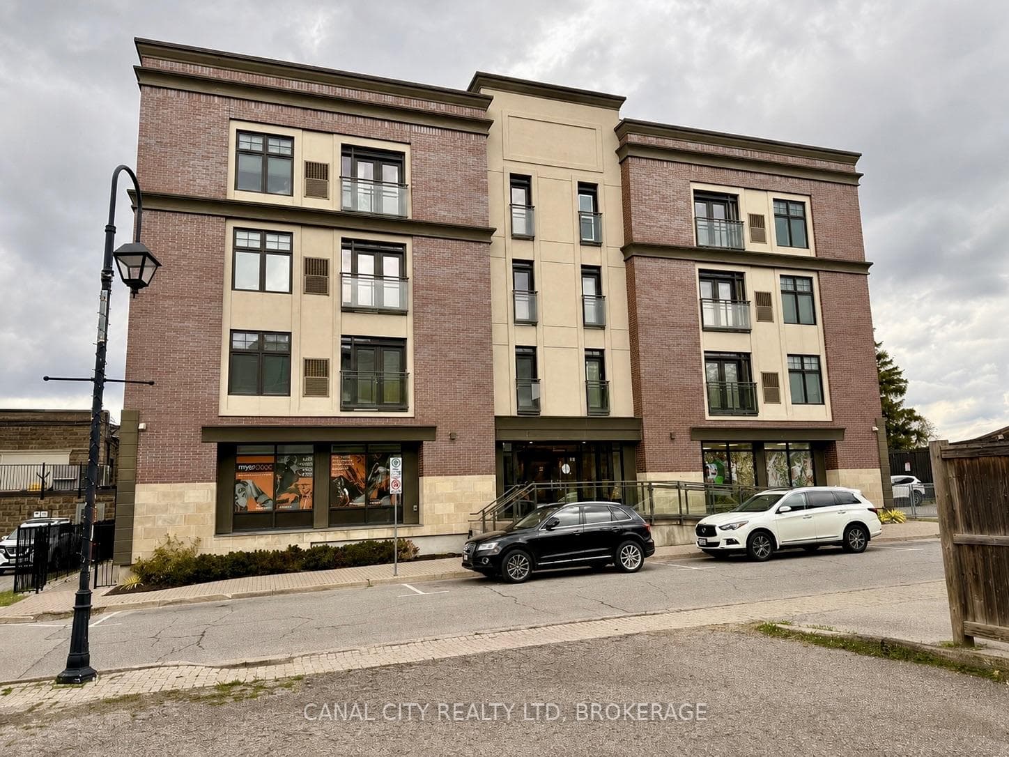 10 Albert Street Unit 303