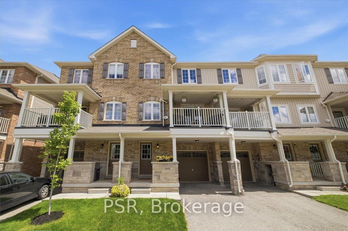 12 Hiscott Drive