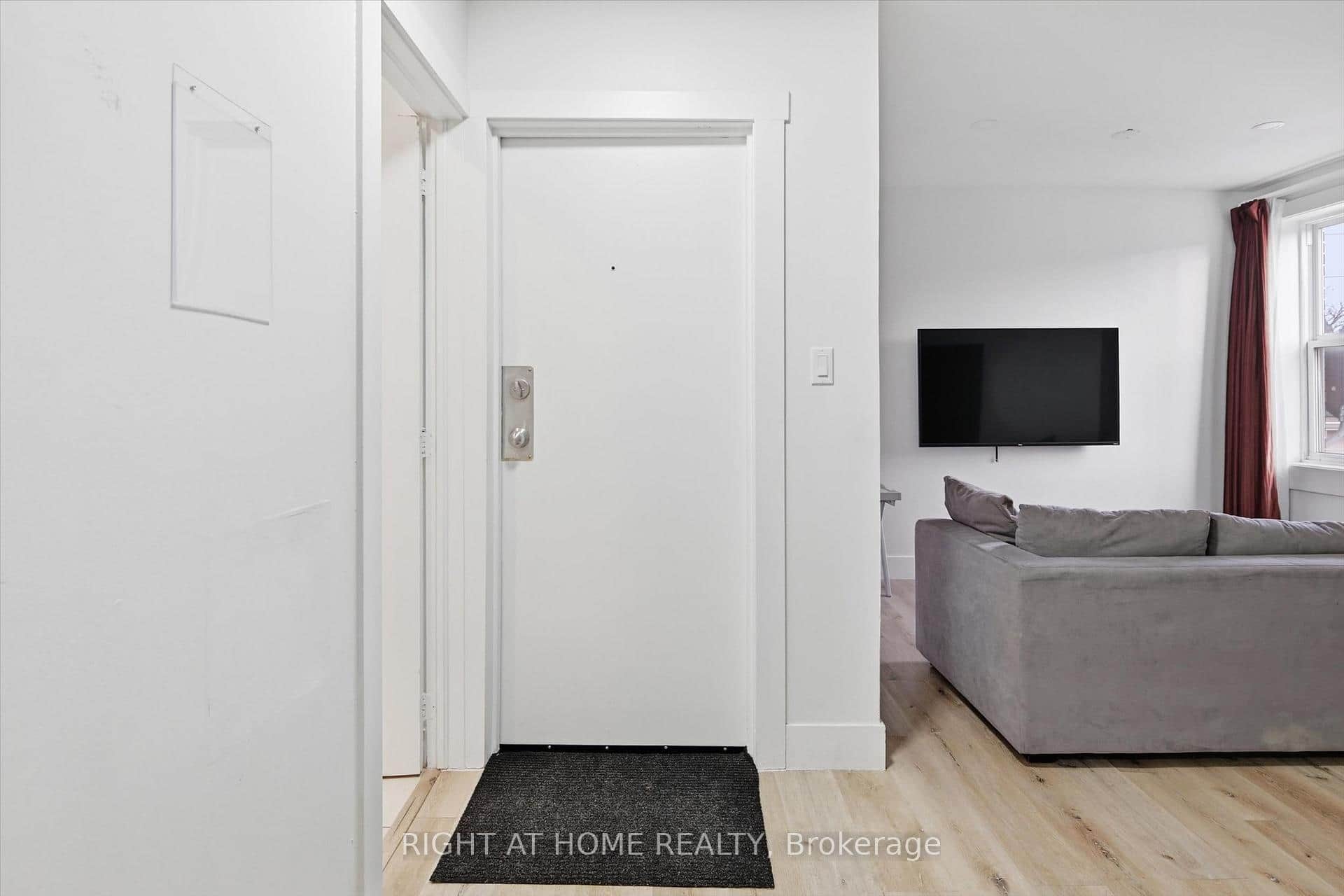 13 Westinghouse Avenue Unit 5