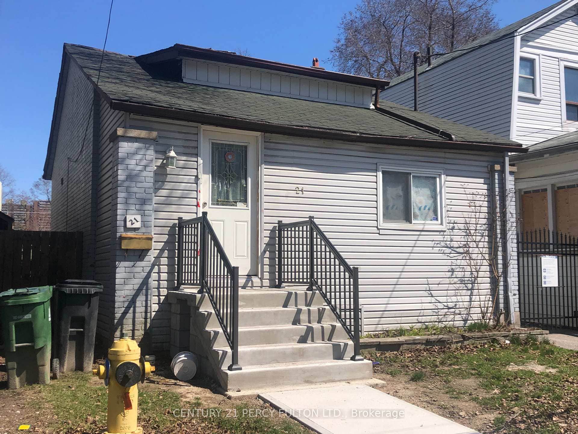 21 Eastdale Avenue