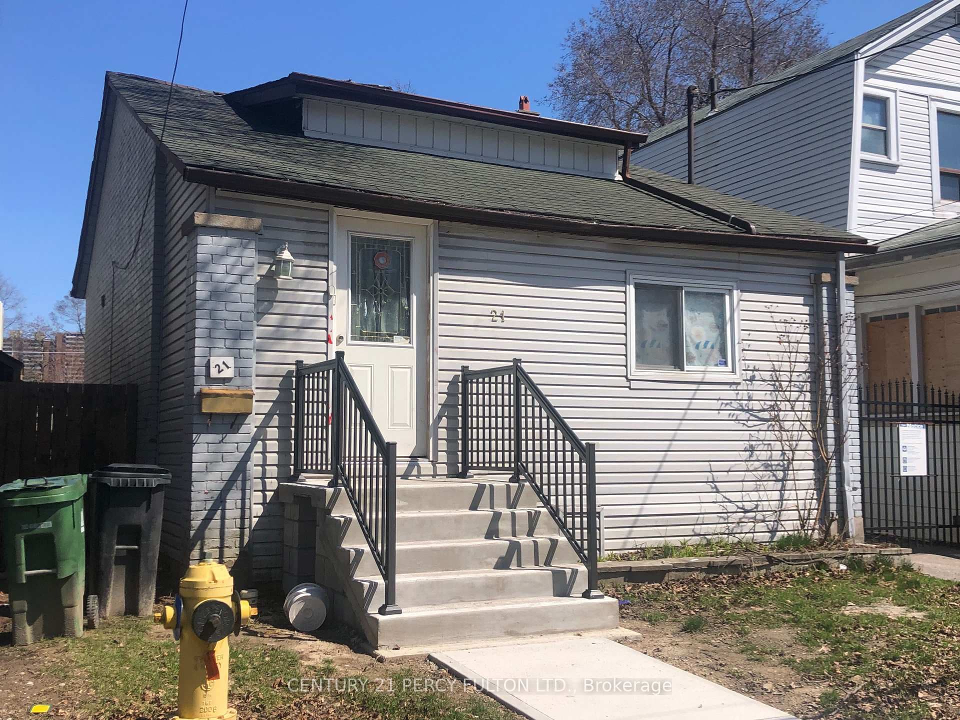 21 Eastdale Avenue