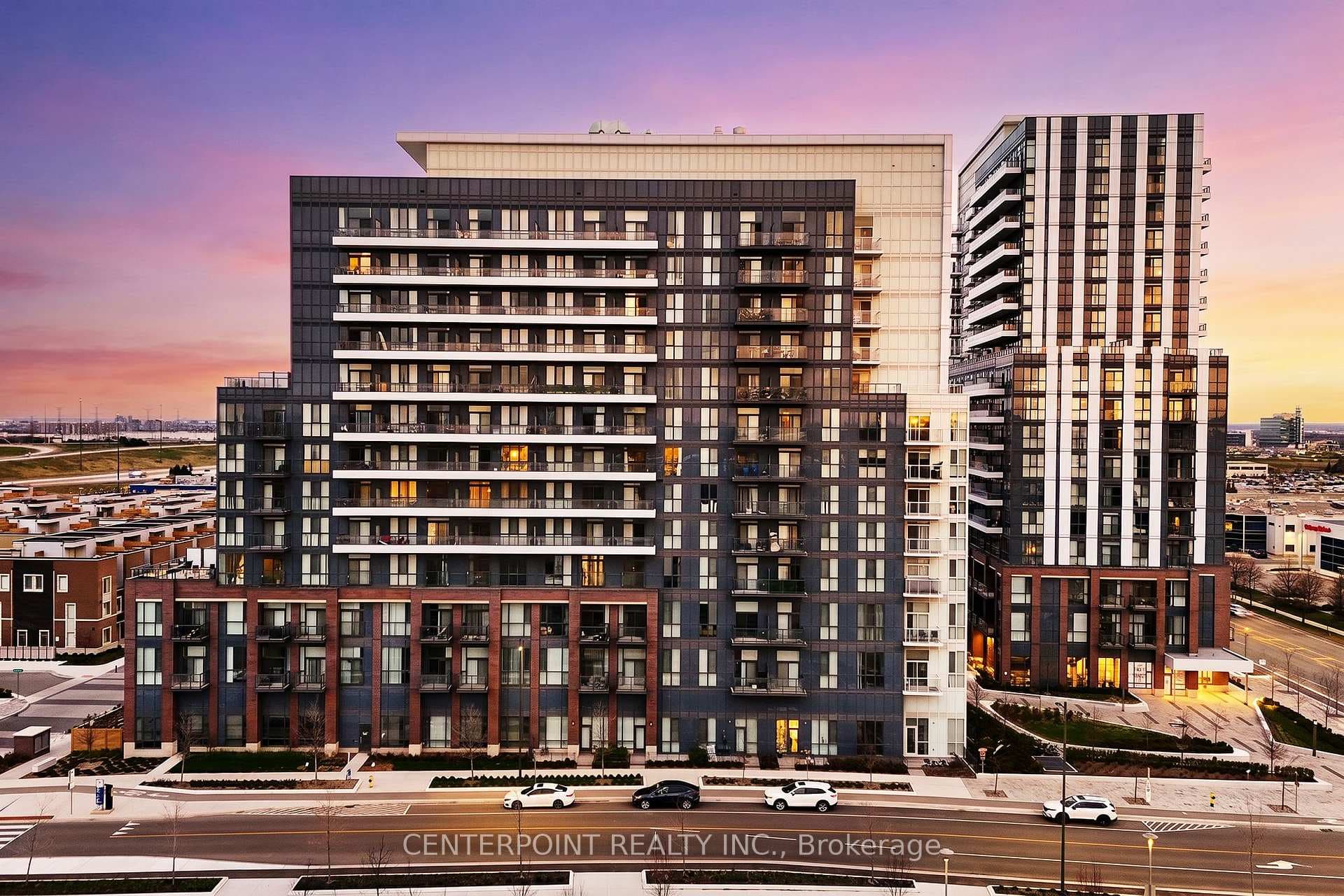 60 Honeycrisp Crescent Unit 219