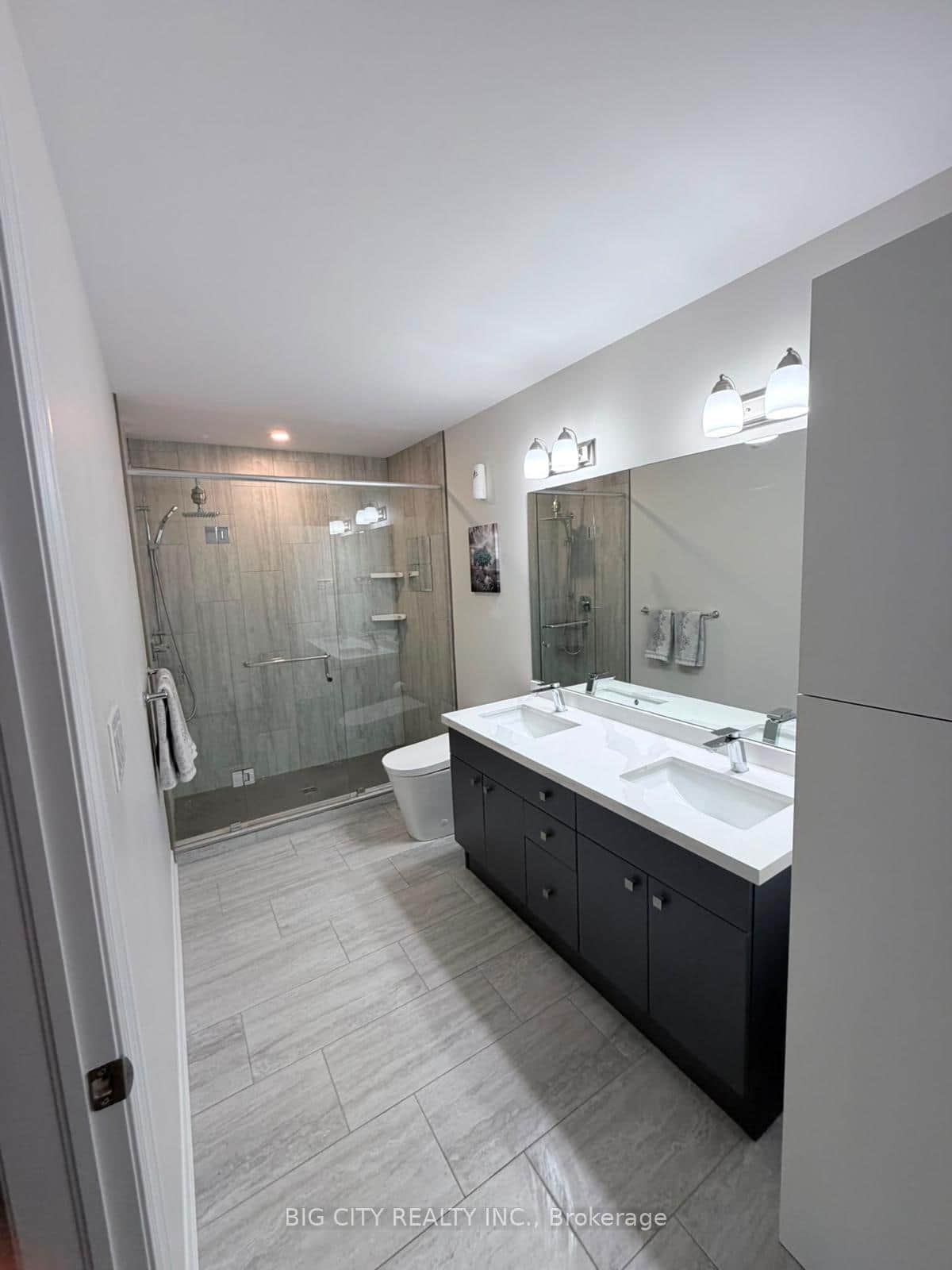 45 Dorchester Boulevard Unit 23