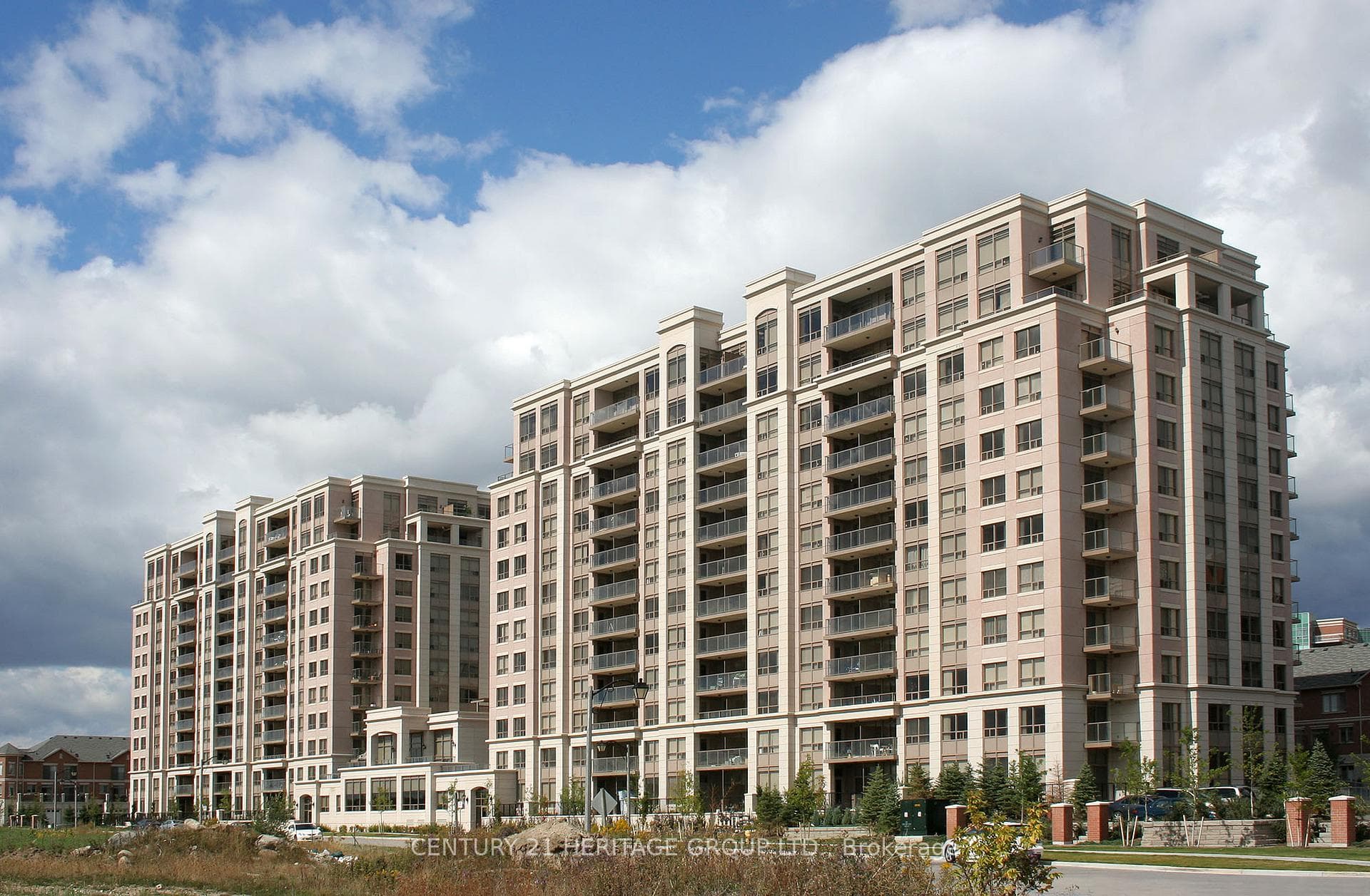 37 Galleria Parkway Unit A28